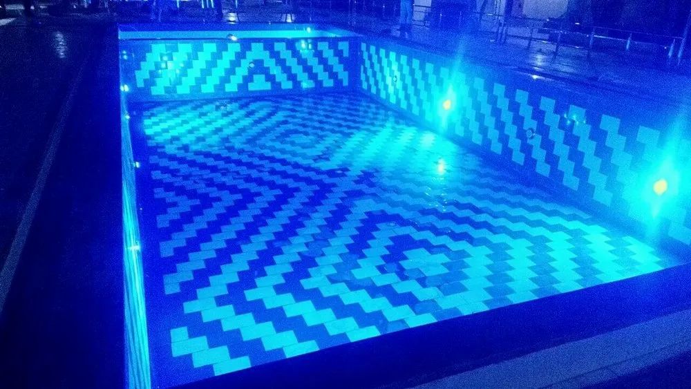 Swimming Pool Lights